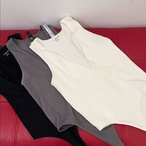 BNWOT Urban Outfitters 3 Out From Under Hailey Seamless Plunging Bodysuits,Sz Sm